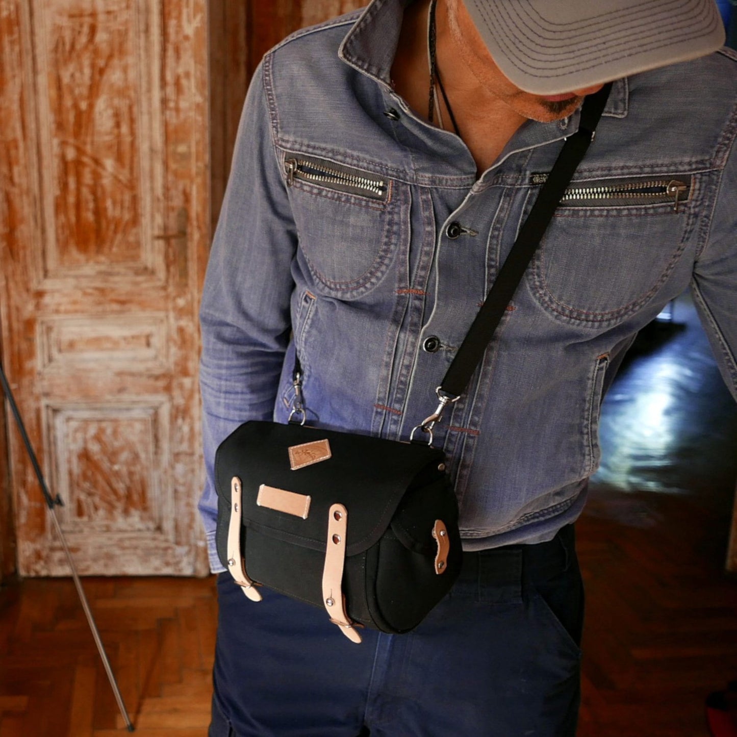 Gooralka - Black - Handlebar bag - Saddle bag - Shoulder bag - La Jefa and sons