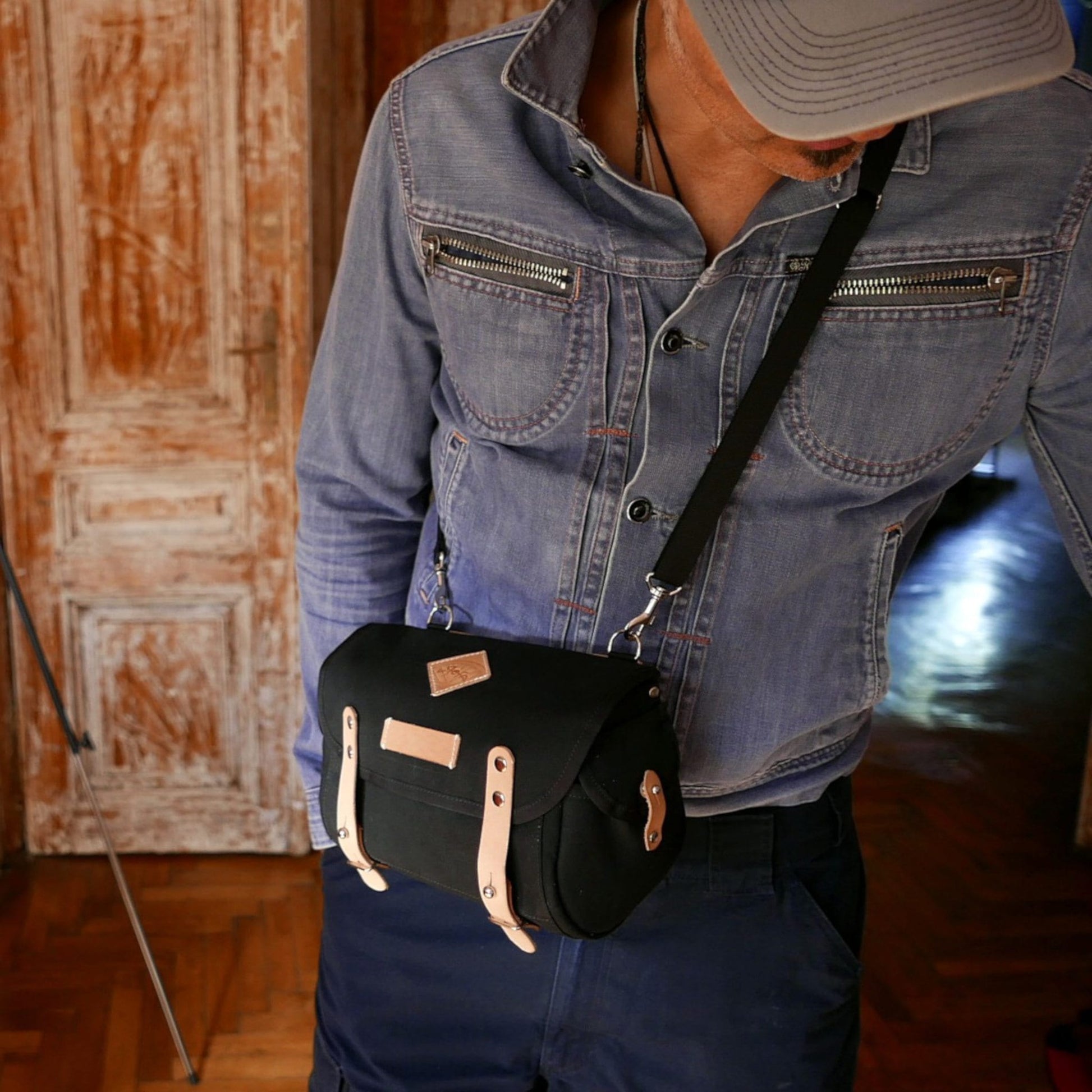 Gooralka - Black - Handlebar bag - Saddle bag - Shoulder bag - La Jefa and sons