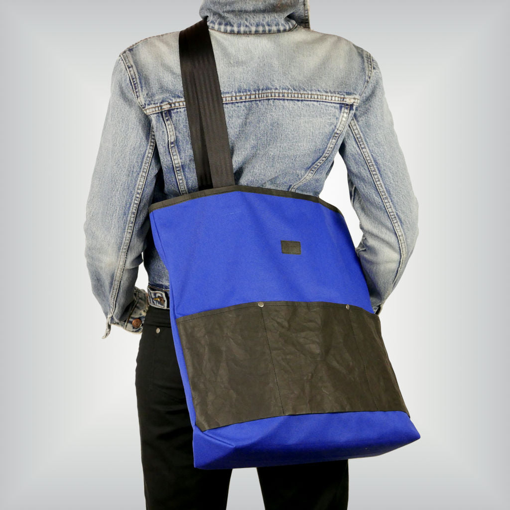 Oversized tote