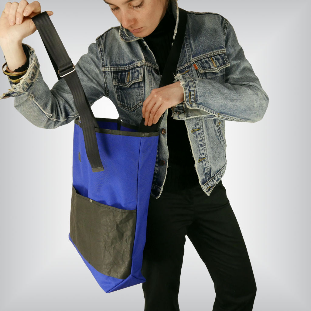 Oversized tote
