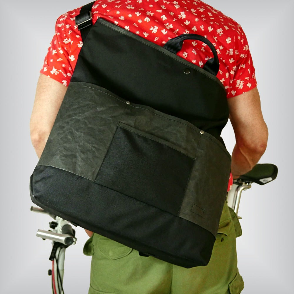 Oversized shopper for Brompton users