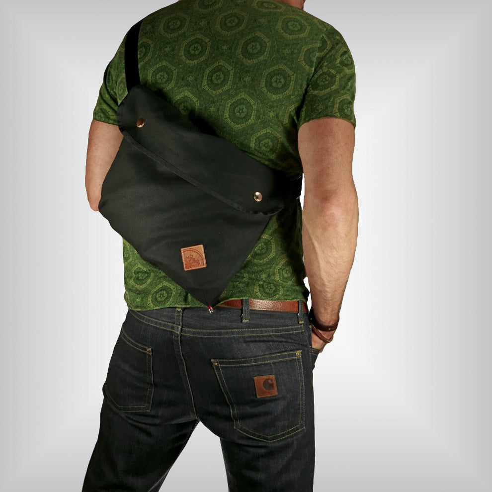 Cycling messenger bag by La Jefa and Sons La Jefa & Sons