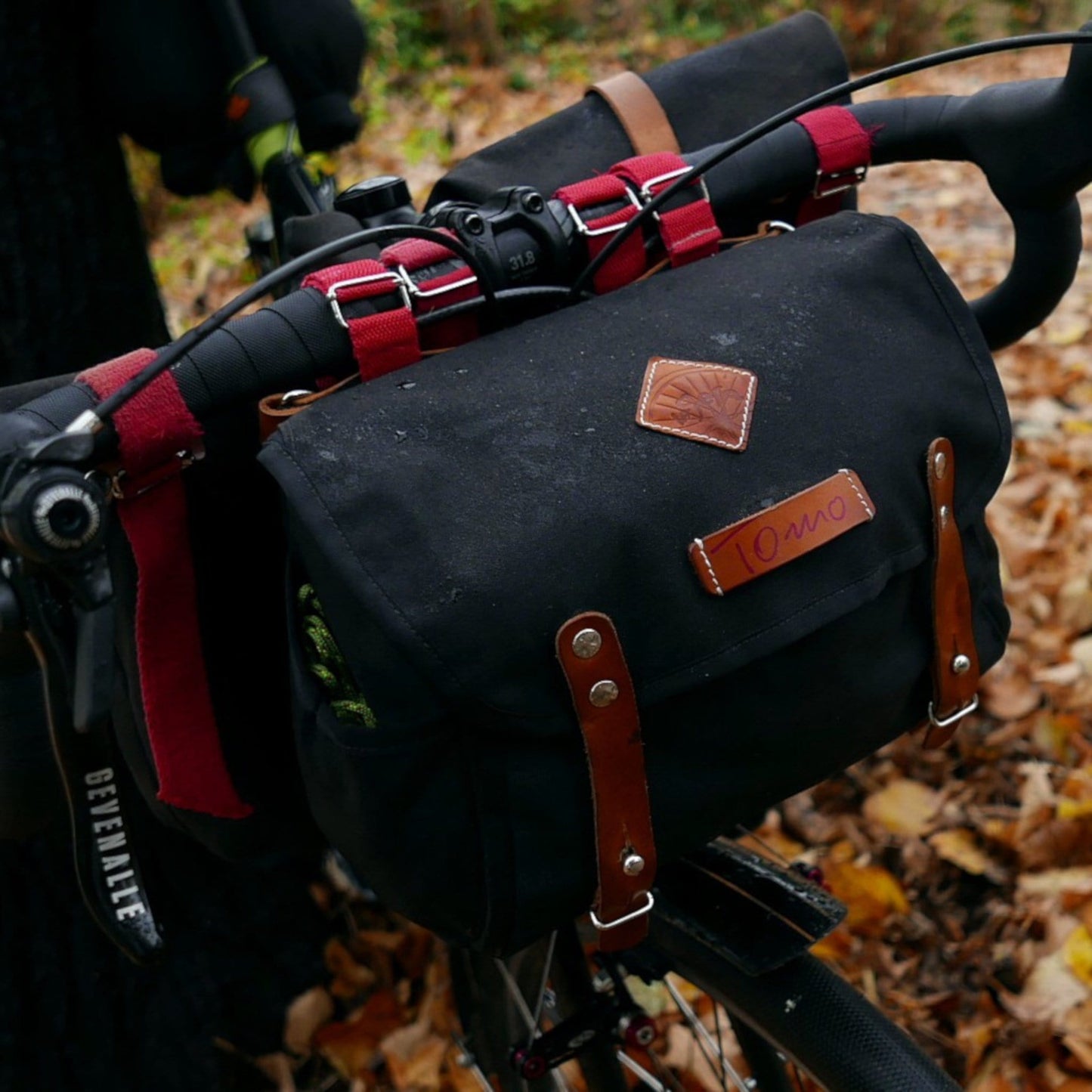 Gooralka - Black - Handlebar bag - Saddle bag - Shoulder bag - La Jefa and sons