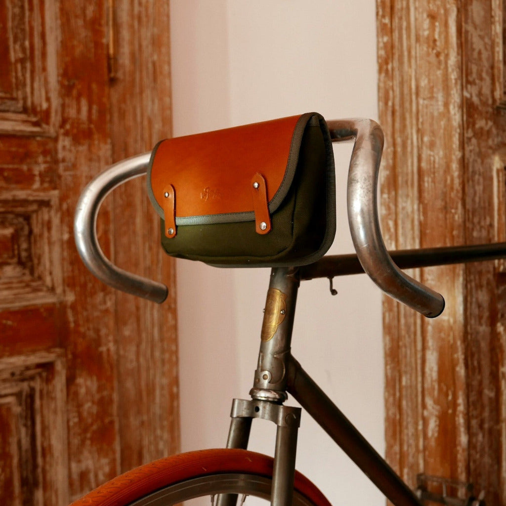 Bicycle Barrel Bag for Handlebars | Barrel bag, Bicycle bag leather, Leather
