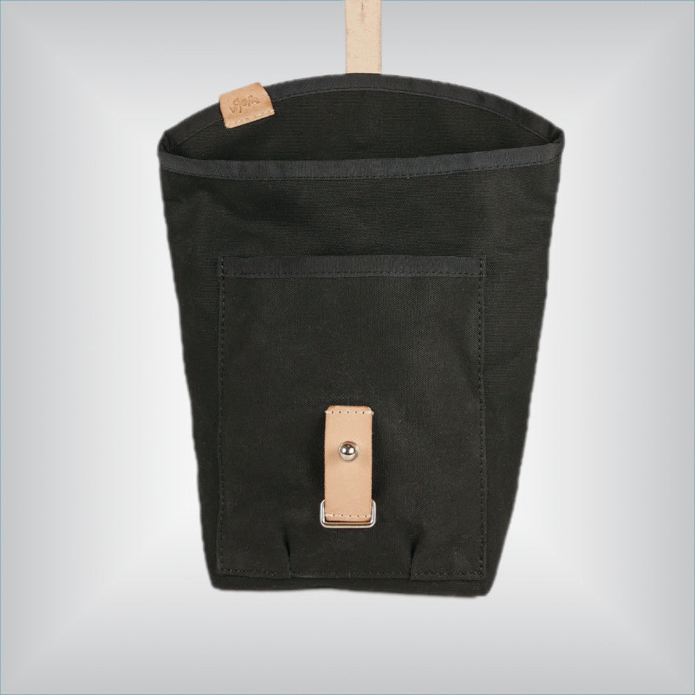 City Essentials Organizer: Handlebar Bag "J-23" for Mobile, Wallet, Sunnies, and Cycling Gear