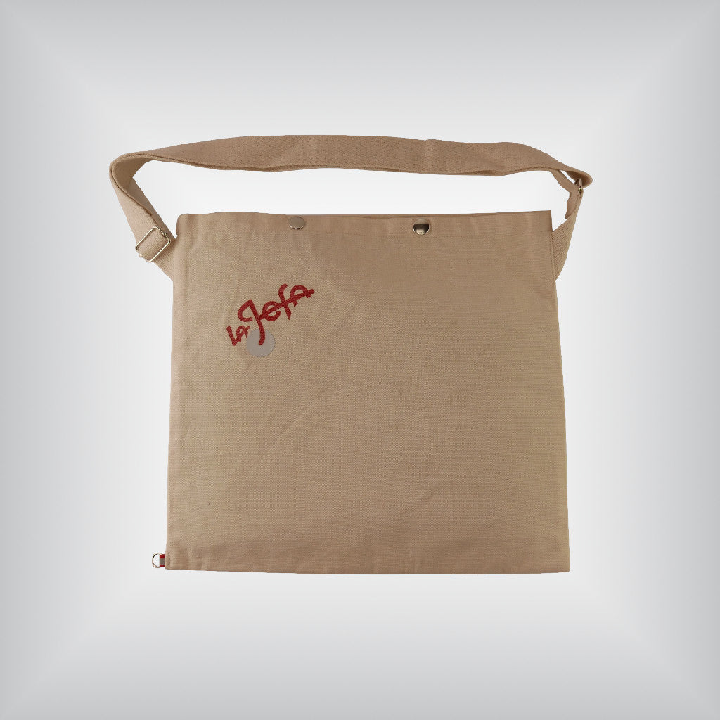 Musette in white canvas