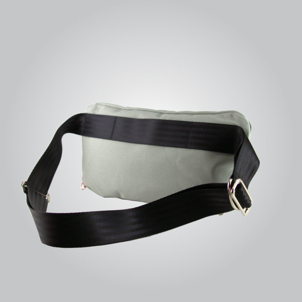 Small handlebar bag by La Jefa and Sons – La Jefa & Sons